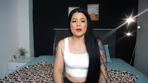 Snapshot of lizha_milf chatting on December 2024 08:32:01 PM Lizha online show from December 2024 08:32:01 PM