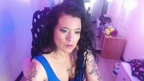 Snapshot of lizha_milf chatting on March 2025 10:32:02 PM Lizha online show from March 2025 10:32:02 PM