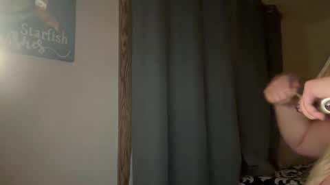 Liz Purr online show from December 2024 03:04:02 PM