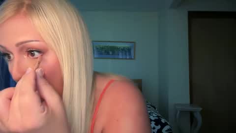 Liz Purr online show from September 2025 07:03:02 PM