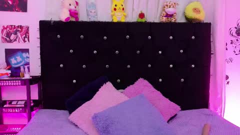 Lizz online show from September 2025 09:37:01 PM