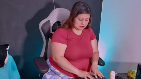 lizz_milf online show from September 2025 05:05:02 PM