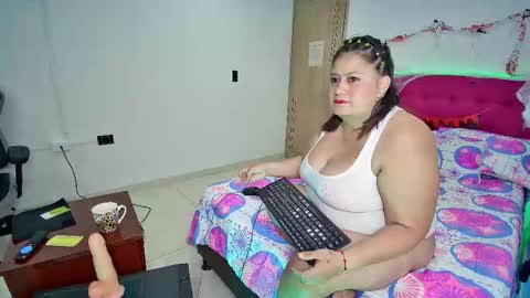 lizz_milf online show from October 2025 05:00:02 AM