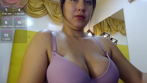 lizza online show from December 2024 04:47:02 PM