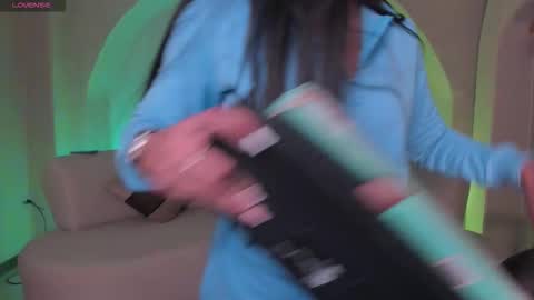 Lizzi  online show from September 2025 09:20:01 PM