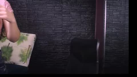 Lizzie online show from October 2025 01:22:01 PM