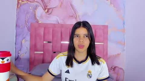 Snapshot of lizzmartin chatting on December 2024 07:18:02 PM Sweet Lizz online show from December 2024 07:18:02 PM