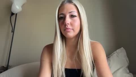 lizzy2bizzy online show from June 2026 08:13:02 PM