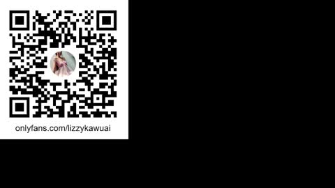 Snapshot of lizzy_kawuaii chatting on October 2025 01:20:02 AM lizzy online show from October 2025 01:20:02 AM