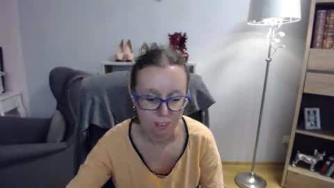 Lizzy online show from October 2025 05:27:02 AM