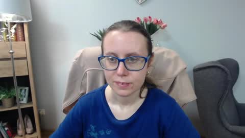 Lizzy online show from April 2026 04:30:01 AM