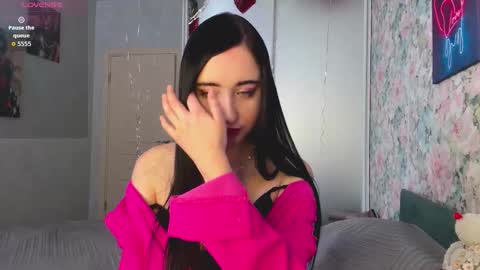 Lizzy 3 online show from March 2026 10:32:02 AM