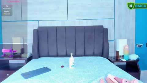 LizzySato online show from November 2025 08:52:01 PM