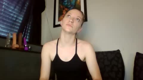 Lizzie Vonn online show from April 2026 11:48:01 PM