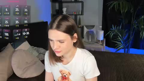 Arina online show from February 2025 08:11:01 PM