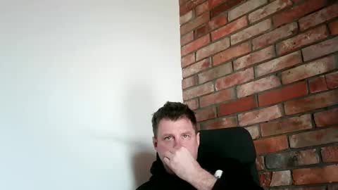 Snapshot of lllukasssxxx chatting on April 2026 10:20:02 AM lllukasssxxx online show from April 2026 10:20:02 AM