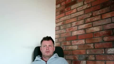 Snapshot of lllukasssxxx chatting on May 2026 10:11:02 AM lllukasssxxx online show from May 2026 10:11:02 AM