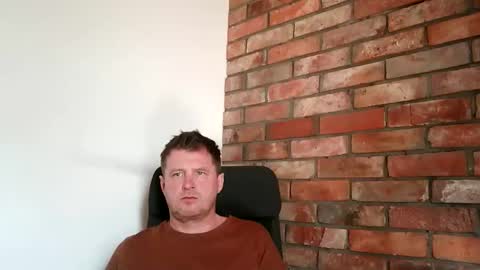 Snapshot of lllukasssxxx chatting on May 2026 09:47:01 AM lllukasssxxx online show from May 2026 09:47:01 AM