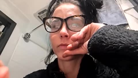 Missbehaved8 online show from January 2026 12:31:01 PM