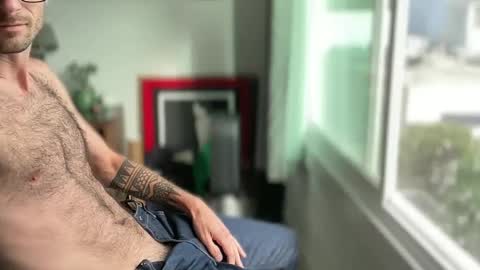 lmoney2011 online show from October 2025 11:34:02 PM