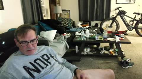 Snapshot of lngdickdaddy chatting on October 2025 01:13:02 AM LongDick Daddy online show from October 2025 01:13:02 AM