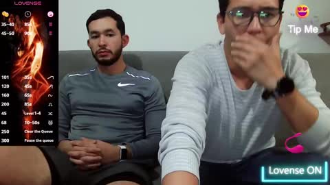 Lobo online show from October 2025 12:30:02 AM