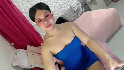 Snapshot of lobotara69 chatting on February 2025 09:31:01 PM Thea online show from February 2025 09:31:01 PM