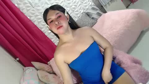 Snapshot of lobotara69 chatting on March 2025 03:06:01 AM Thea online show from March 2025 03:06:01 AM