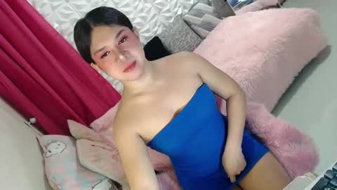 Snapshot of lobotara69 chatting on March 2025 07:42:02 PM Thea online show from March 2025 07:42:02 PM