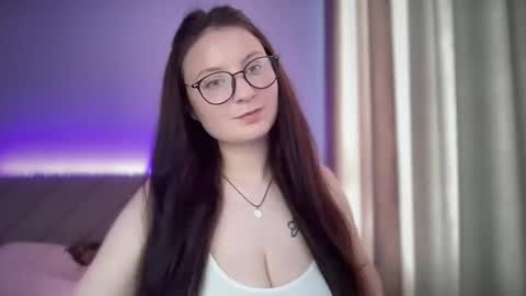 locaalis1 online show from September 2025 10:48:02 AM