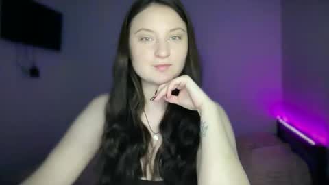 locaalis1 online show from October 2025 12:23:02 PM