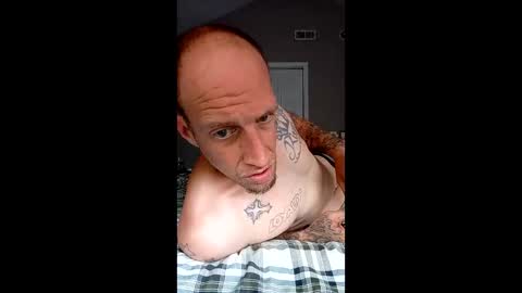Snapshot of lockej7402 chatting on June 2026 06:52:01 PM lockej7402 online show from June 2026 06:52:01 PM