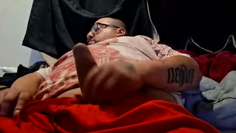 SeekingWaifu online show from April 2026 02:14:01 AM