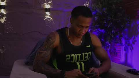 logan_varela online show from December 2025 12:58:01 PM