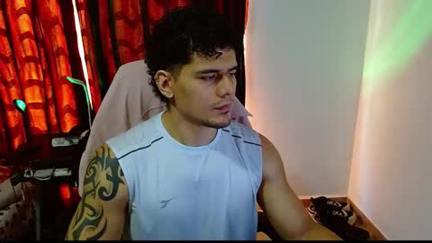 Loganandrwz online show from April 2026 07:22:02 PM