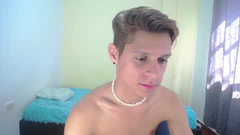 Snapshot of loganevans8 chatting on January 2025 04:05:01 PM Logan online show from January 2025 04:05:01 PM