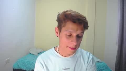 Snapshot of loganevans8 chatting on January 2025 10:48:01 PM Logan online show from January 2025 10:48:01 PM