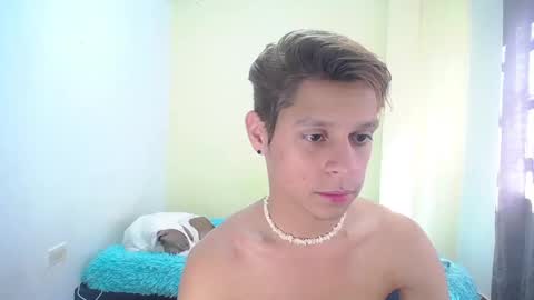 Snapshot of loganevans8 chatting on February 2025 02:21:02 PM Logan online show from February 2025 02:21:02 PM