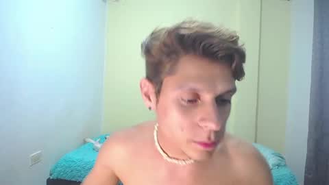 Snapshot of loganevans8 chatting on February 2025 12:10:01 AM Logan online show from February 2025 12:10:01 AM