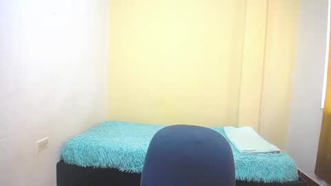 Snapshot of loganevans8 chatting on February 2025 07:05:01 PM Logan online show from February 2025 07:05:01 PM