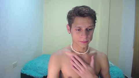 Snapshot of loganevans8 chatting on February 2025 08:15:02 AM Logan online show from February 2025 08:15:02 AM