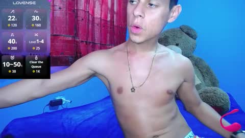 Snapshot of loganevans8 chatting on October 2025 07:52:01 PM Logan online show from October 2025 07:52:01 PM