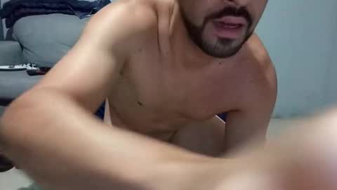 Logans online show from November 2025 03:16:01 AM