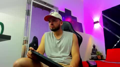 Logan Wolf online show from February 2026 03:28:02 AM