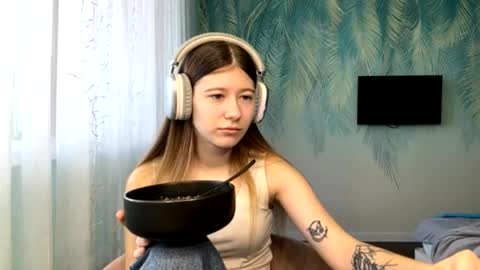 Kate online show from April 2026 06:00:02 AM