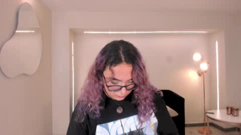 Snapshot of loiseharper chatting on May 2026 08:18:02 PM Loise online show from May 2026 08:18:02 PM