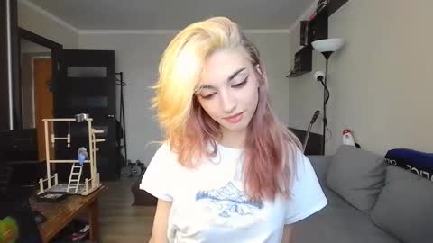 Amelia online show from October 2025 10:10:02 AM