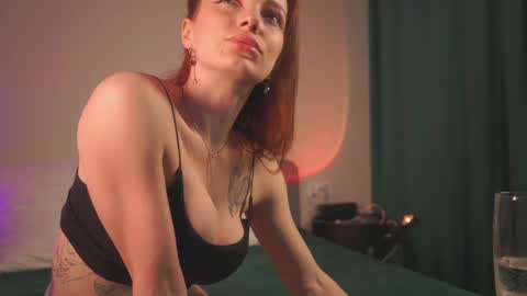 LoisVacation time  online show from March 2025 05:31:02 AM