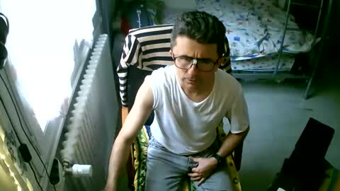 lokoum39 online show from October 2025 12:18:02 PM