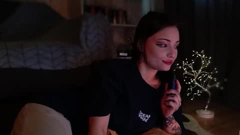 Snapshot of lola_bani_ chatting on February 2026 07:23:01 AM lola online show from February 2026 07:23:01 AM